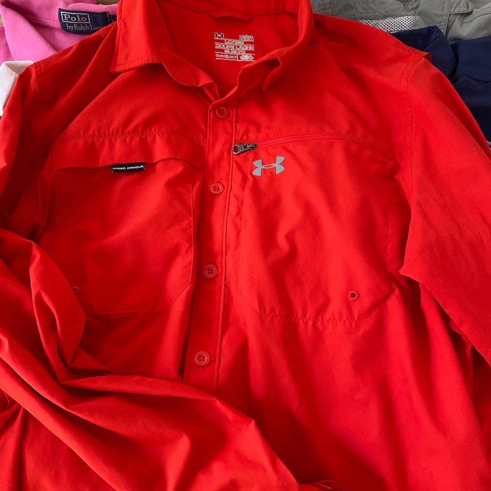 Men’s long sleeve Under Armor Fishing shirt